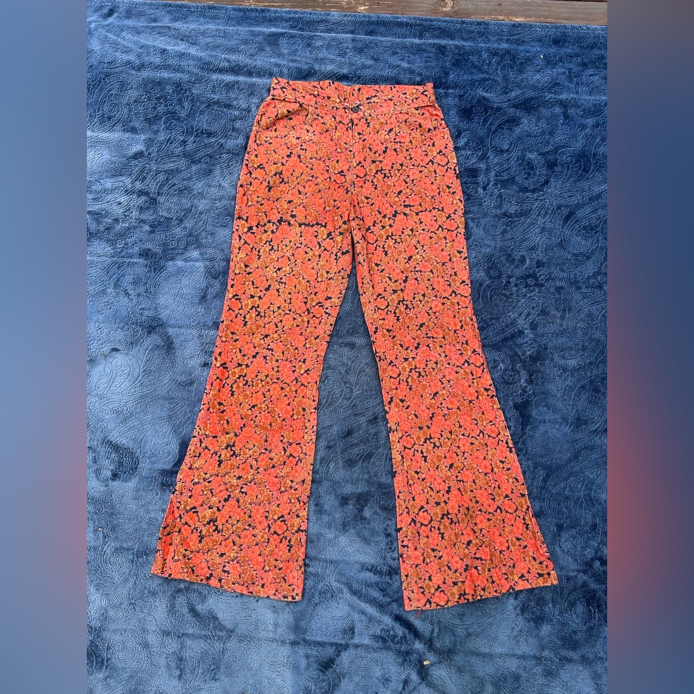 Size 9 Floral Patterned Bell Bottom jeans by Just Nikki :)